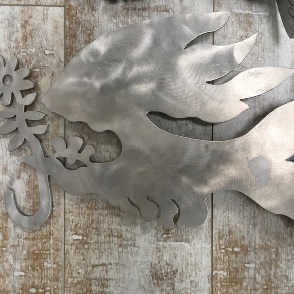 Vintage "Angel with Flower" Plant Hanger (1) - Picture 2 of 14